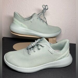 Kizik Madrid Eco Knit Wm Shoes Sz  9.5  (M-8 )  Green Handsfree Walking Sneakers